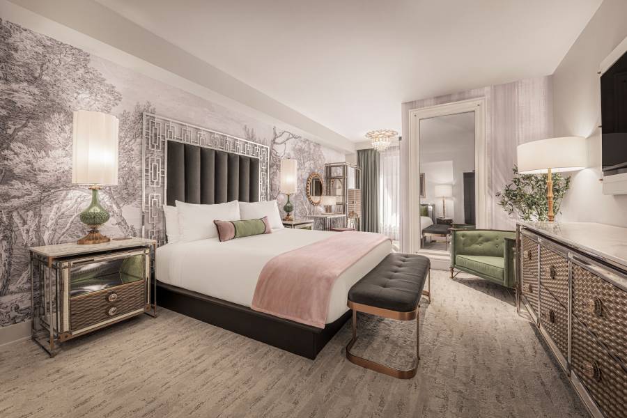 The Vanderpump Hotel Standard Room hot stuff