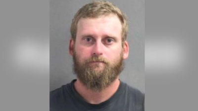 Dad Arrested for Child Abuse After 'Vigorously' Shaking Baby in Front of Young Siblings