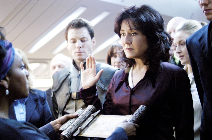 Jamie Bamber and Mary McDonnell in Battlestar Galactica