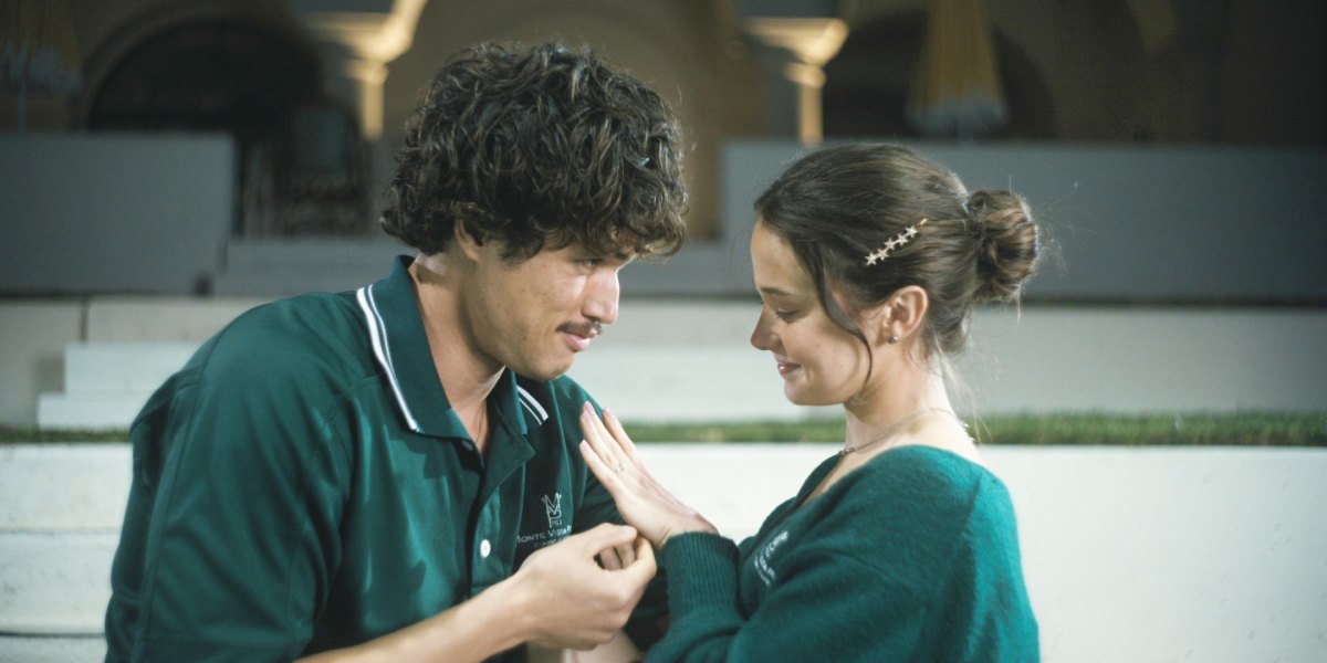 Charles Melton and Cailee Spaeny in Beef season 2