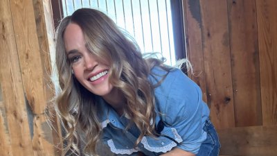 carrie-underwood-farm-life