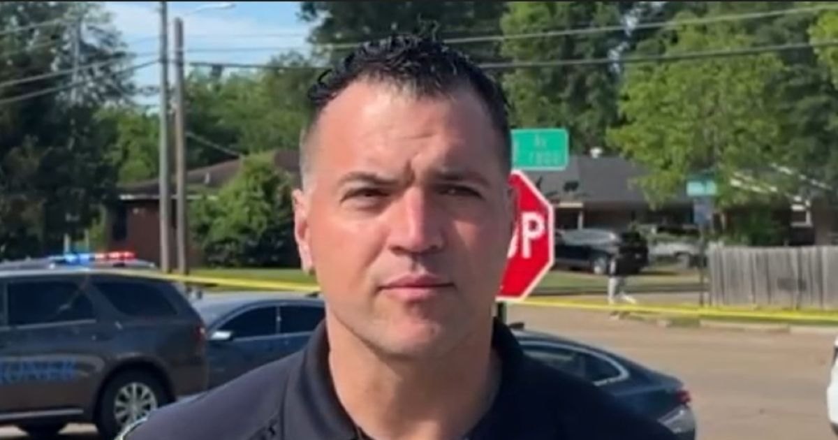 8 Children Killed, 2 Others Hurt in Louisiana Mass Shooting 8 Children Killed, 2 Others Hurt in Louisiana Mass Shooting