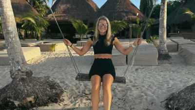 Elizabeth Smarts Trainer Breaks Down Her Health and Fitness Routine for Bodybuilding Competitions