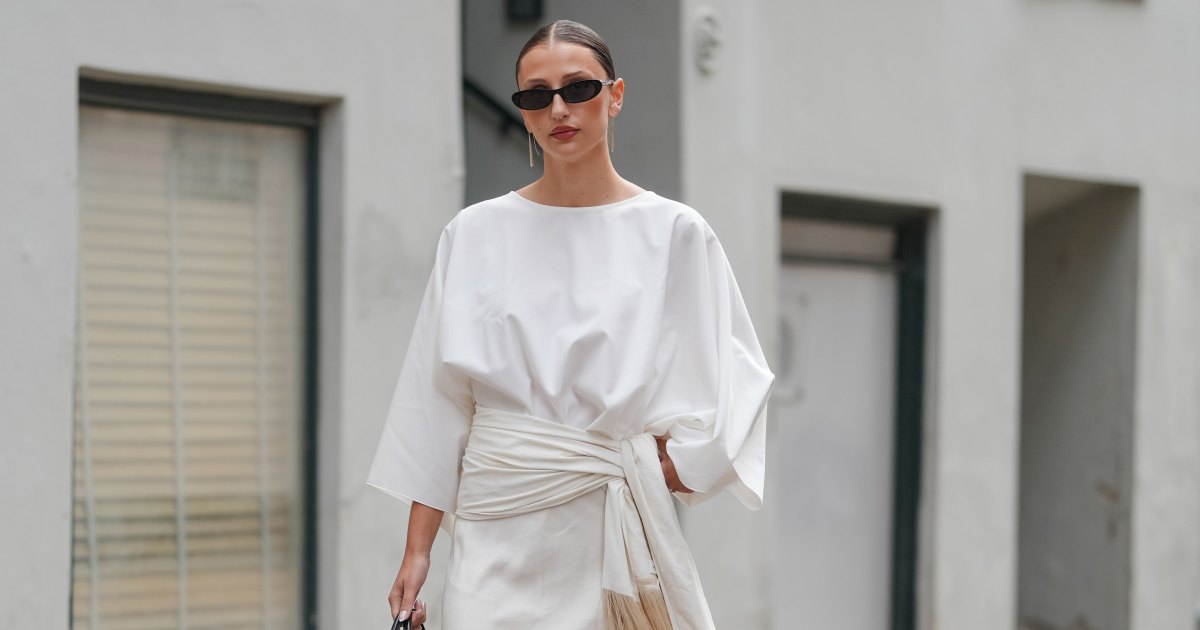 21 Three-Quarter-Sleeve Blouses That Stylishly Smooth and Flatter Your Arms 21 Three-Quarter-Sleeve Blouses That Stylishly Smooth and Flatter Your Arms