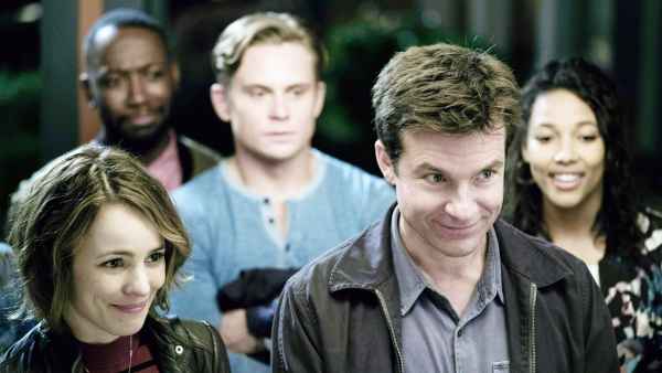 Rachel McAdams, Lamorne Morris, Billy Magnussen, Jason Bateman and Kylie Bunbury in Game Night