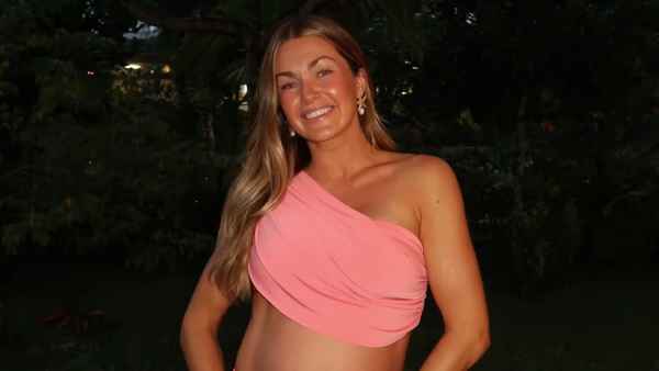 The Best Celebrity Bump-Baring Maternity Looks: Rihanna, Lindsay Arnold and More