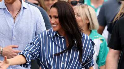 SYDNEY, AUSTRALIA - APRIL 17: Prince Harry, Duke of Sussex and Meghan, Duchess of Sussex greet members of the public at the Cruising Yacht Club of Australia on April 17, 2026 in Sydney, Australia. The Duke and Duchess of Sussex are on a four-day visit to Australia, with engagements across Melbourne, Canberra and Sydney. (Photo by Cameron Spencer/Getty Images)