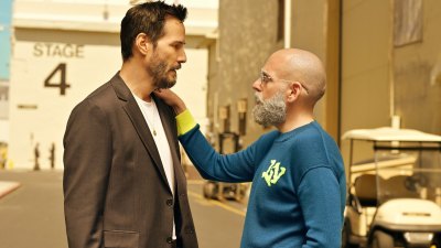 Keanu Reeves and Jonah Hill in Outcome