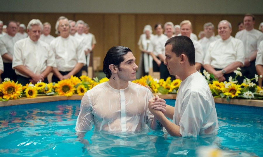 Fra Fee and Asa Butterfield in Unchosen