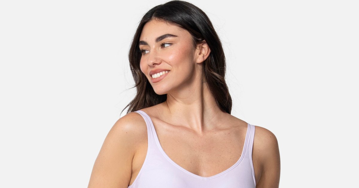 Bye Underwire! This ‘Invisible’ Bra Lifts, Smoothes and Supports — And Feels Buttery-Soft Bye Underwire! This ‘Invisible’ Bra Lifts, Smoothes and Supports — And Feels Buttery-Soft