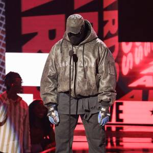 2026-05-29T103936Z_2_LYNXMPEM4S0PU_RTROPTP_4_AWARDS-BET-kanye-west-perform-netherlands.