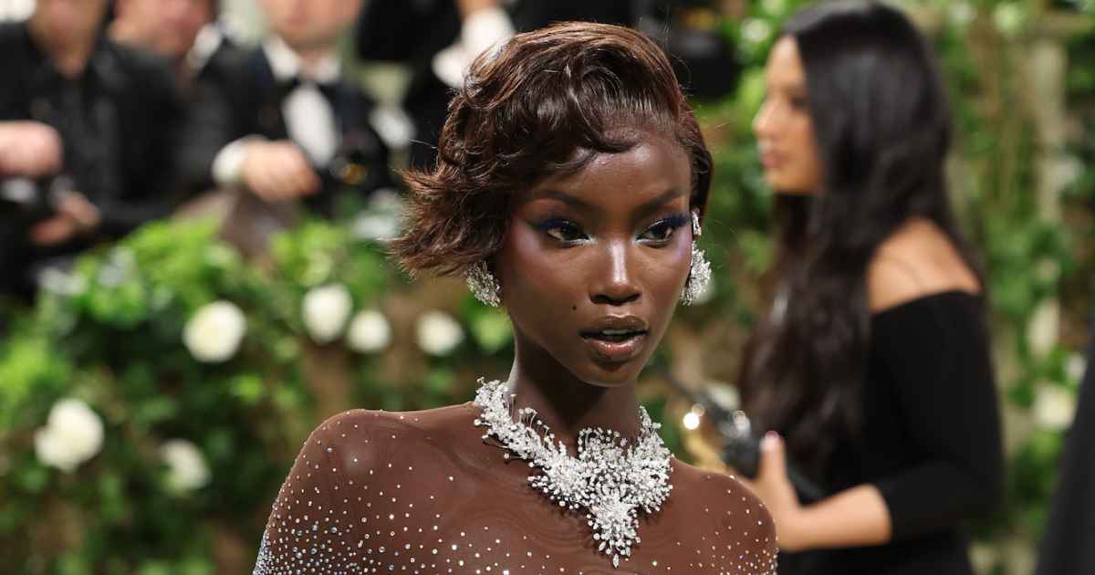 أنوك ياي تتحدث عن إذا تمزقت وتبولت في مظهر حفل Met Gala لعام 2024