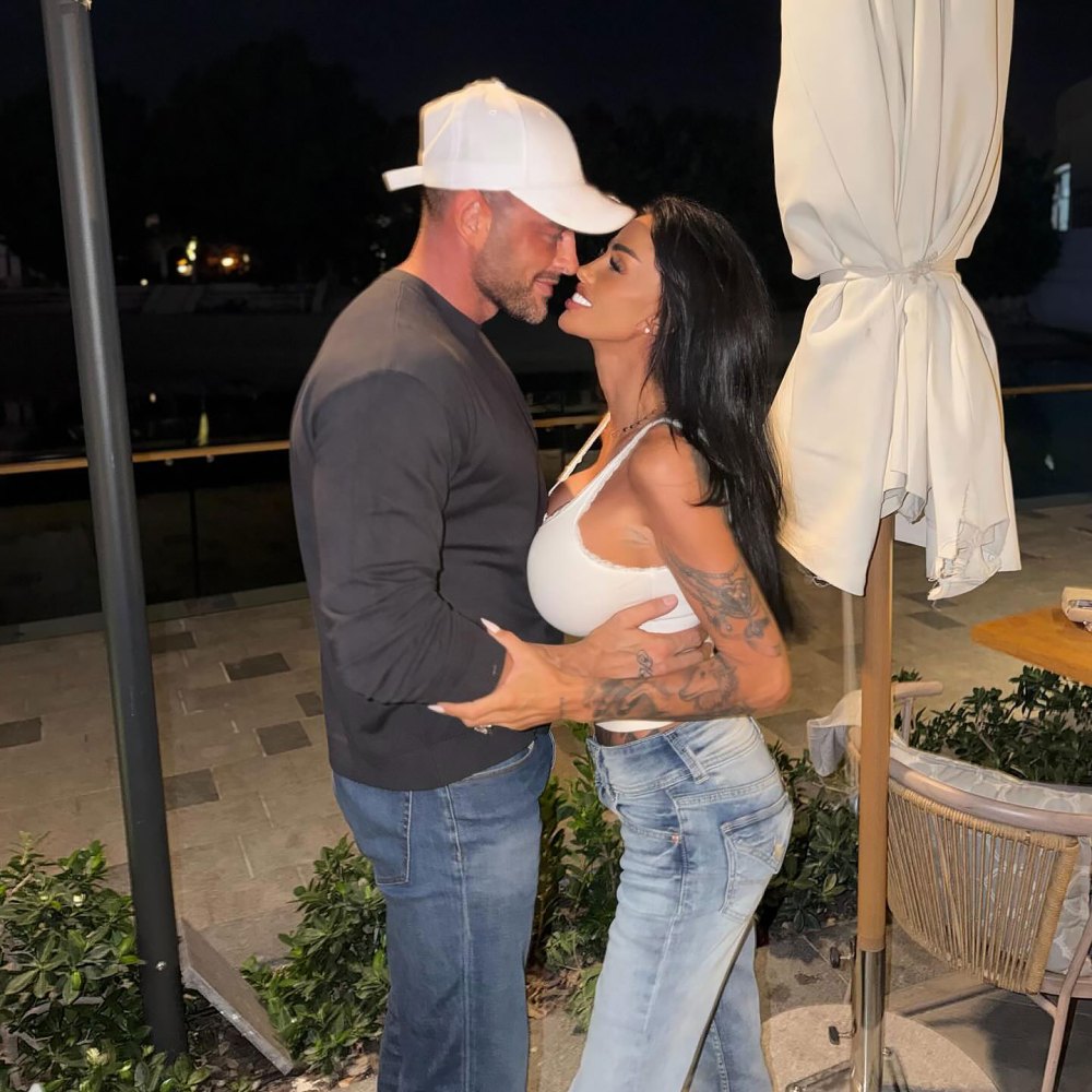 Big Brother Katie Price Says Husband Is Missing After Being Detained in a Van in Dubai