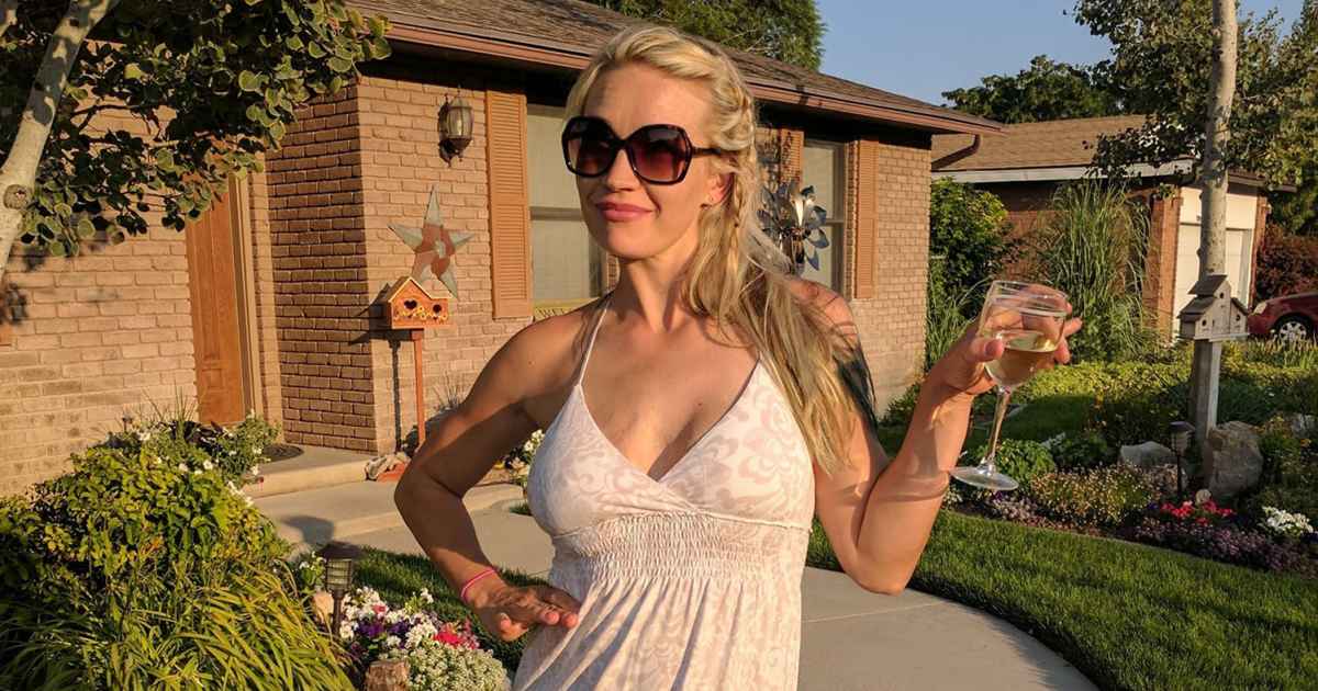 CrossFit Coach Kerrie Olsen’s Sister Shares Gruesome Reality of Injuries After Golf Cart Crash CrossFit Coach Kerrie Olsen’s Sister Shares Gruesome Reality of Injuries After Golf Cart Crash