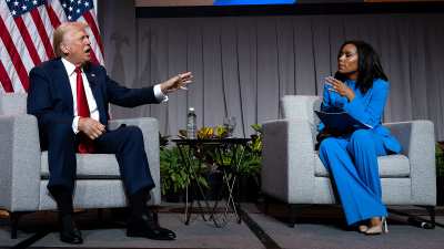 Feature Donald Trump Shuts Down Stupid Questions About White House Reno Rachel Scott
