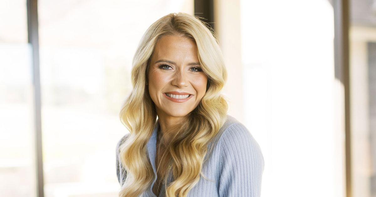 Elizabeth Smart on Bodybuilding, Feeling ‘Sexy’ and Refusing to Be Defined By Her Kidnapping (Exclusive) Elizabeth Smart on Bodybuilding, Feeling ‘Sexy’ and Refusing to Be Defined By Her Kidnapping (Exclusive)