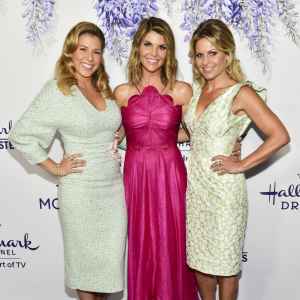 Jodie Sweetin Shades Lori Loughlin's Ex Mossimo Giannulli