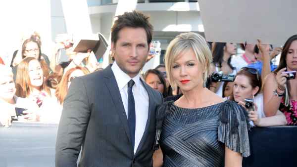 GettyImages-102389858-peter-facinelli-jennie-garth