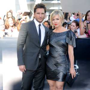 GettyImages-102389858-peter-facinelli-jennie-garth