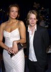 GettyImages-112008702Mandy-Moore-Recalls-Underage-Drinking-With-Macaulay-Culkin.jpg