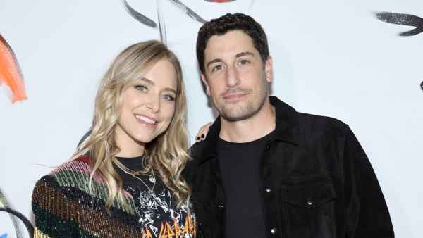 GettyImages-1339546456-jason-biggs-jenny-mollen-marriage