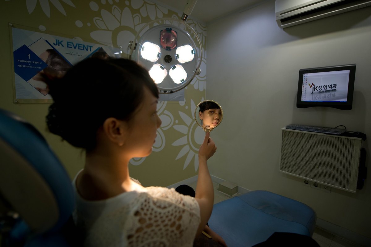 Where Celebrities Go for Beauty Treatments Abroad: Kim Kardashian, Gwyneth Paltrow and More