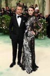 GettyImages-2151774376Anna-Wintours-Daughter-Bee-Shaffer-Splits-From-Husband-Francesco-Carrozzini.jpg
