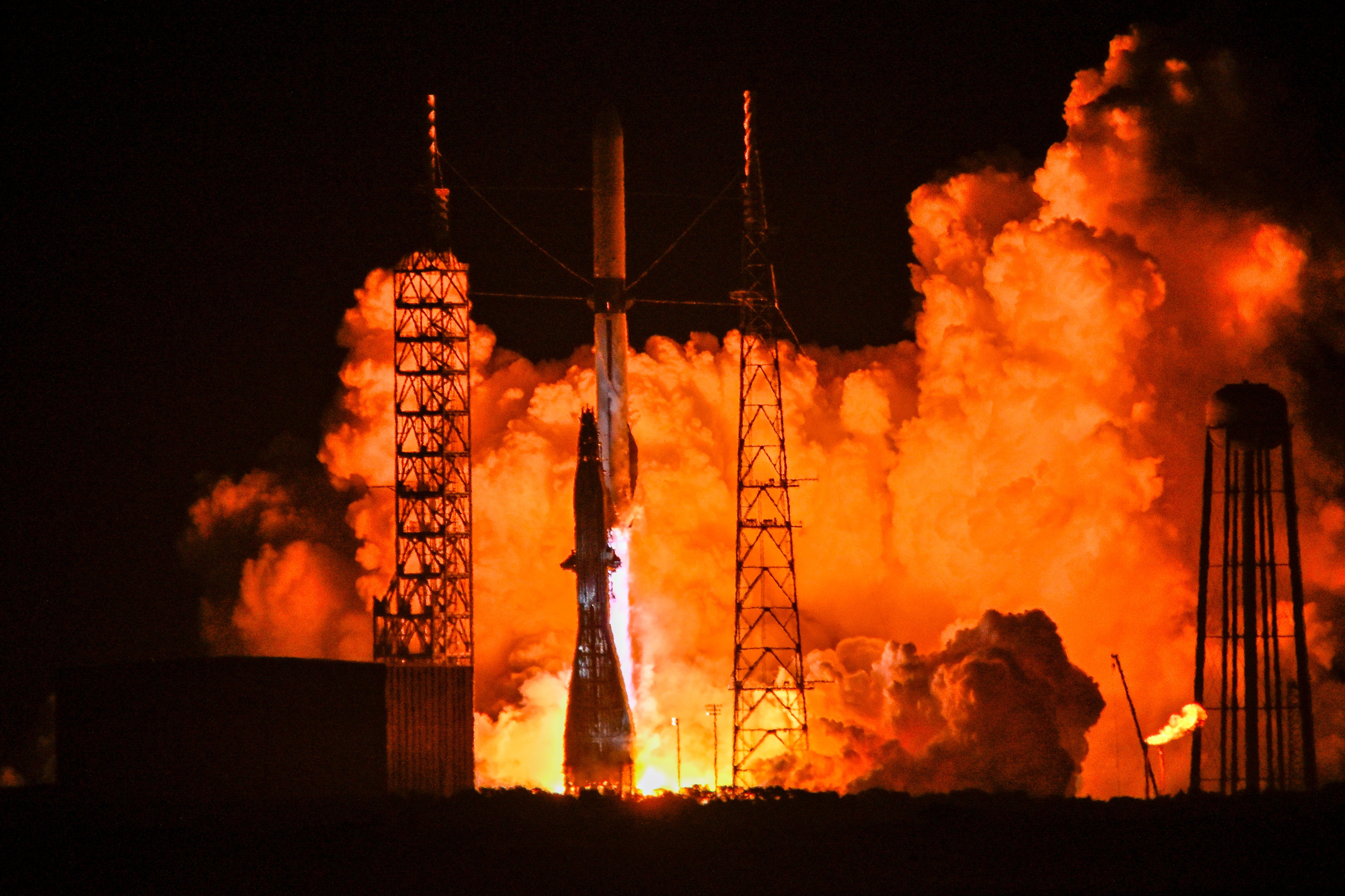 Who Owns Blue Origin What To Know After Rocket Explodes On Launchpad Who Owns Blue Origin What To Know After Rocket Explodes On Launchpad