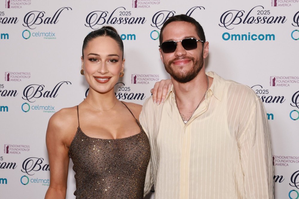 GettyImages-2215338031 Pete Davidsons Ex Elsie Hewitt Looks for Nanny After Split