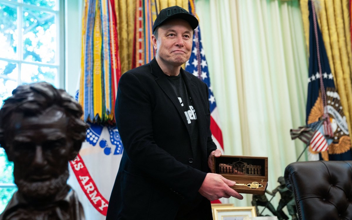 Elon Musk's Ex Ashley St. Clair Claims He Used 'Space Technology' in 2024 Election