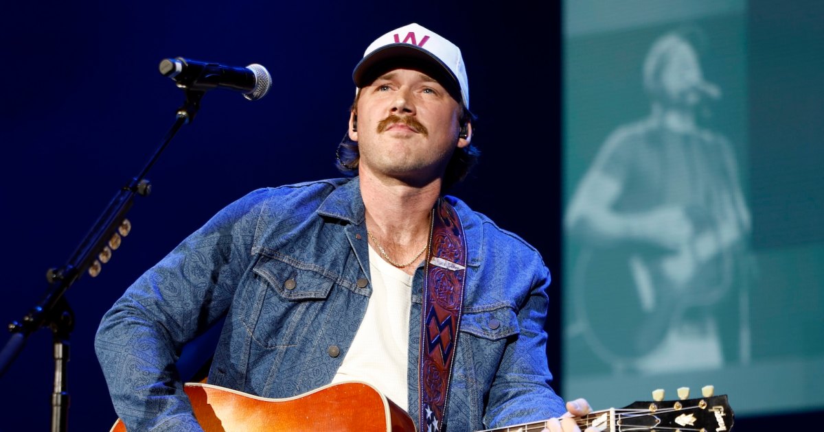 Morgan Wallen Flips Over Piano On Stage After Experiencing Technical Difficulties During Show Morgan Wallen Flips Over Piano On Stage After Experiencing Technical Difficulties During Show