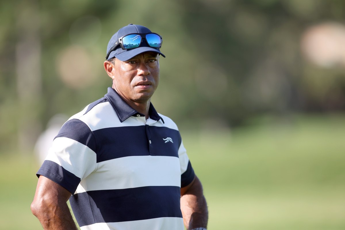 Video Emerges of Tiger Woods Returning to United States After Rehab Stint