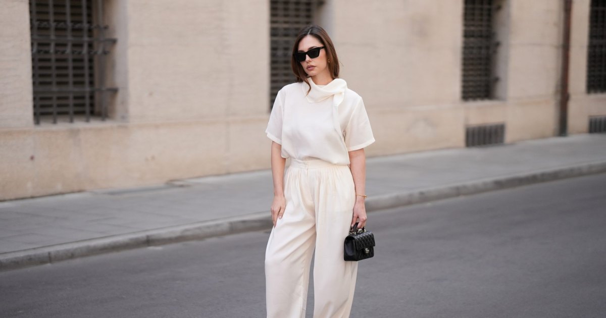 Amazon Shoppers Confirm It: These Comfy Outfit Sets Have *That* Upscale Rich Mom Vibe Amazon Shoppers Confirm It: These Comfy Outfit Sets Have *That* Upscale Rich Mom Vibe