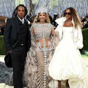 GettyImages-2274546205-jay-z-beyonce-blue-ivy-met-gala