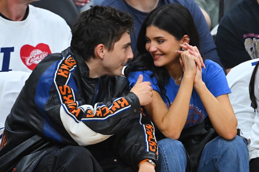 GettyImages-2278214742 timothee chalamet kylie jenner ecf game 4 2.jpg