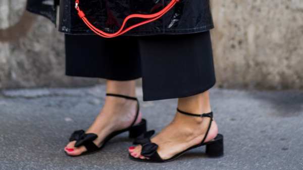 bow-tie sandals