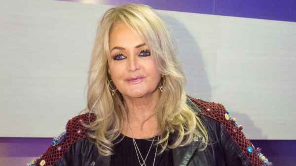 GettyImages-865601704-Bonnie-Tyler-Dead-at-TK-After-Hospitalization-for-Surgery.jpg