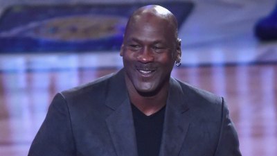 Michael Jordan Surprises His Former High School Teacher in Hospice Care