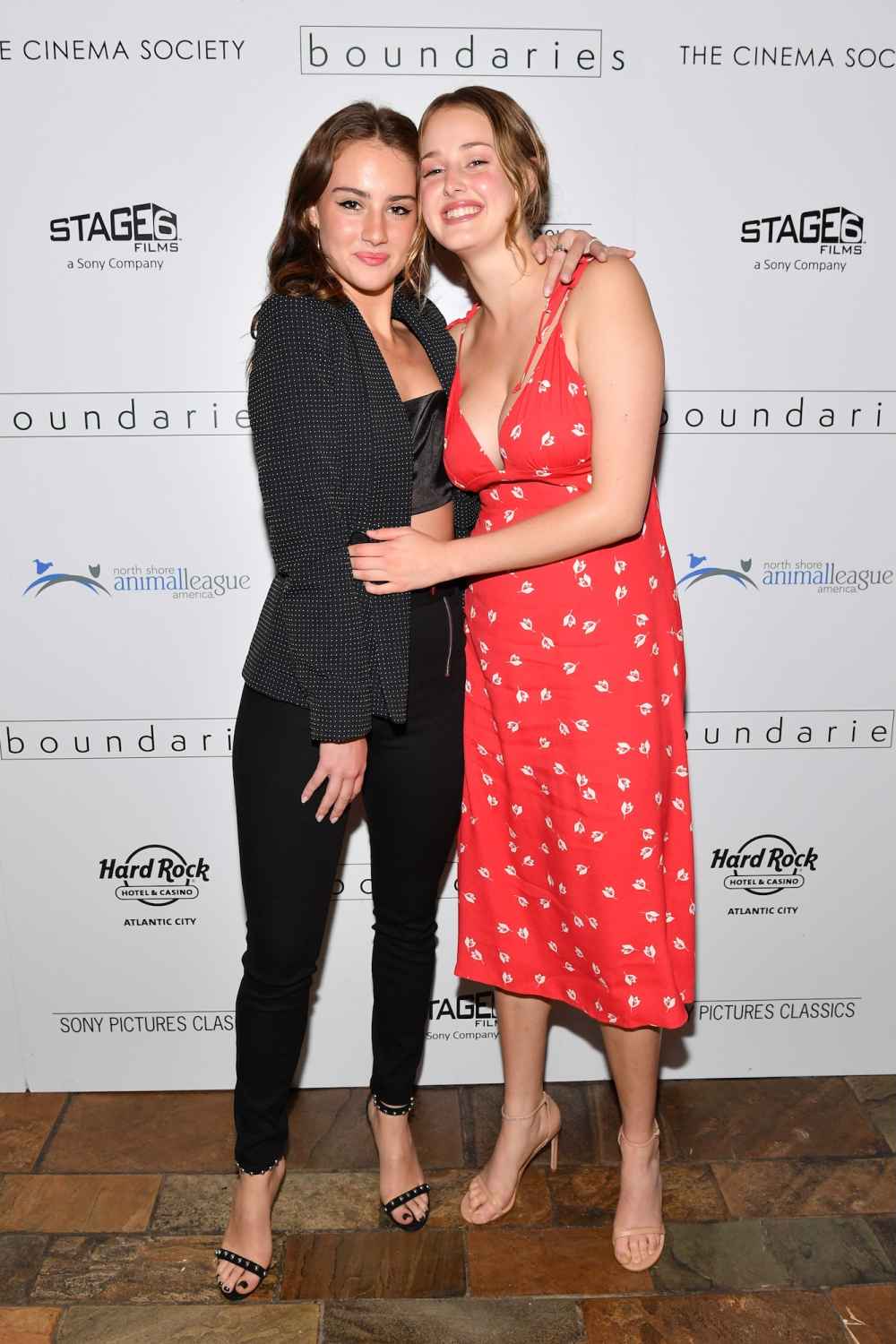 A Guide to Grace Van Patten&rsquo;s Famous Family Members: Dad Timothy and More