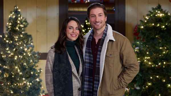 Hallmarks 2026 Christmas in July Lineup Includes 4 New Rom Coms Season 2 of Christmas at Sea