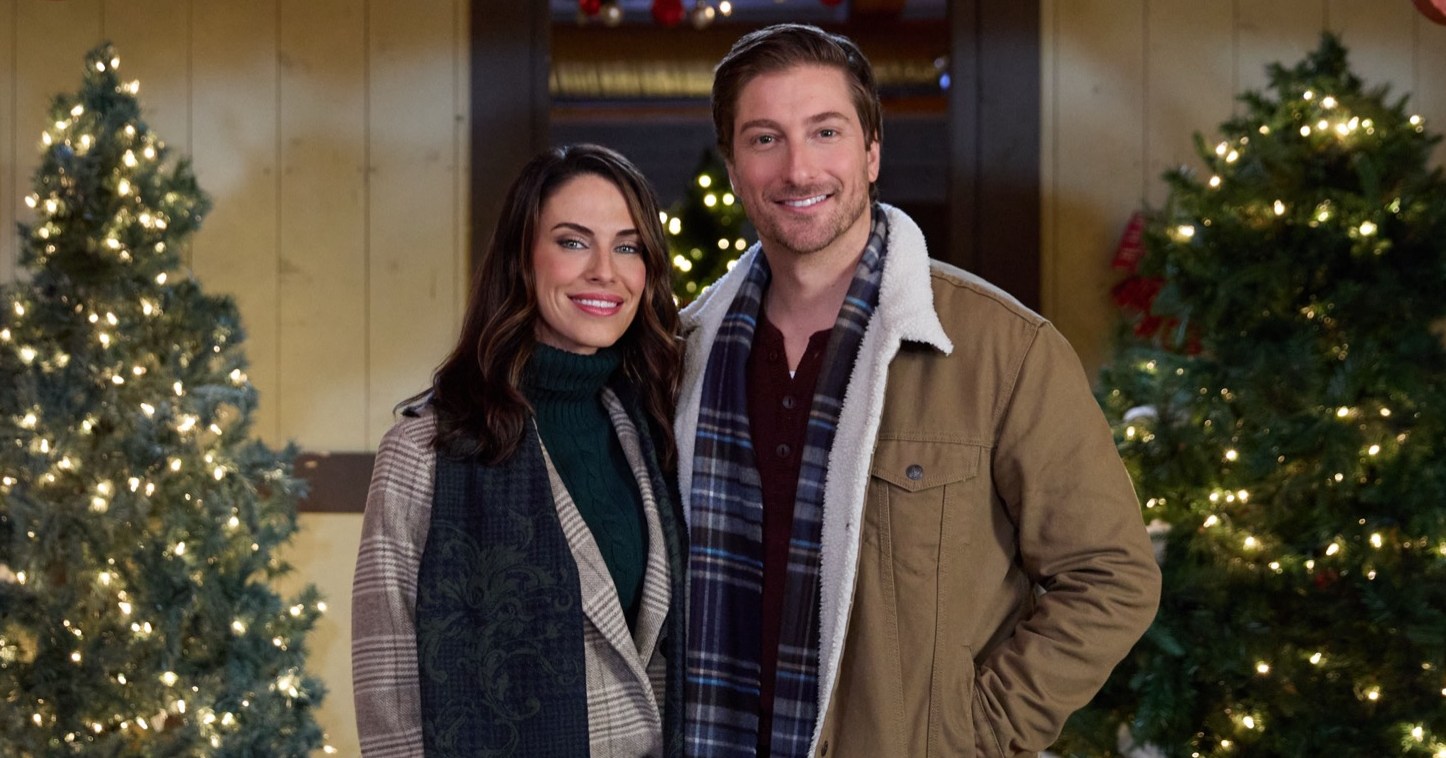 Hallmark’s 2026 ‘Christmas in July’ Lineup Includes 4 New Rom-Coms, Season 2 of ‘Christmas at Sea’