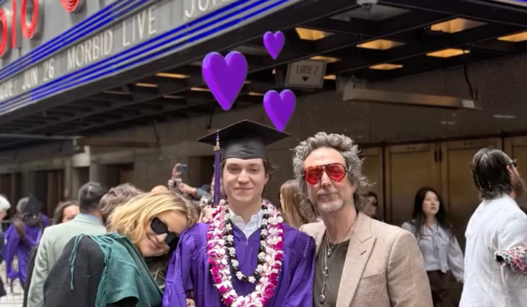 Kate Hudson and Ex Chris Robinson reunited at Son's graduation Kate Hudson and Ex Chris Robinson reunited at Son's graduation