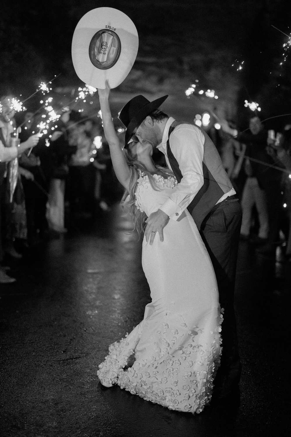 Lainey Wilson and Devlin Duck Hodges Are Married Kiss