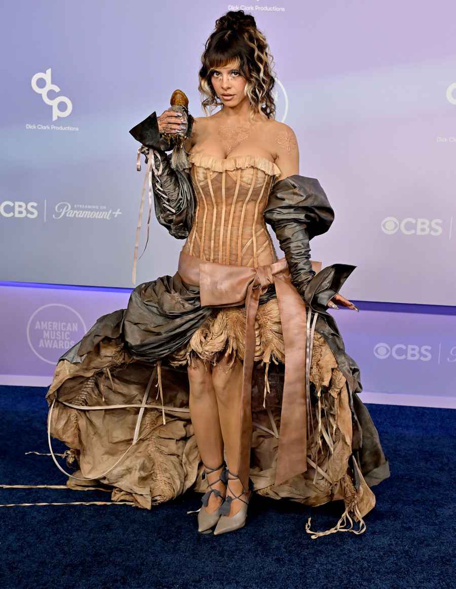 Melanie Martinez Arrival Red Carpet American Music Awards 2026 AMA