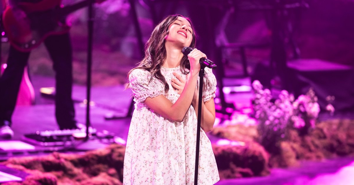 Olivia Rodrigo’s Babydoll Dresses Spark Surprising Backlash Amid Claims She’s Infantilizing Herself