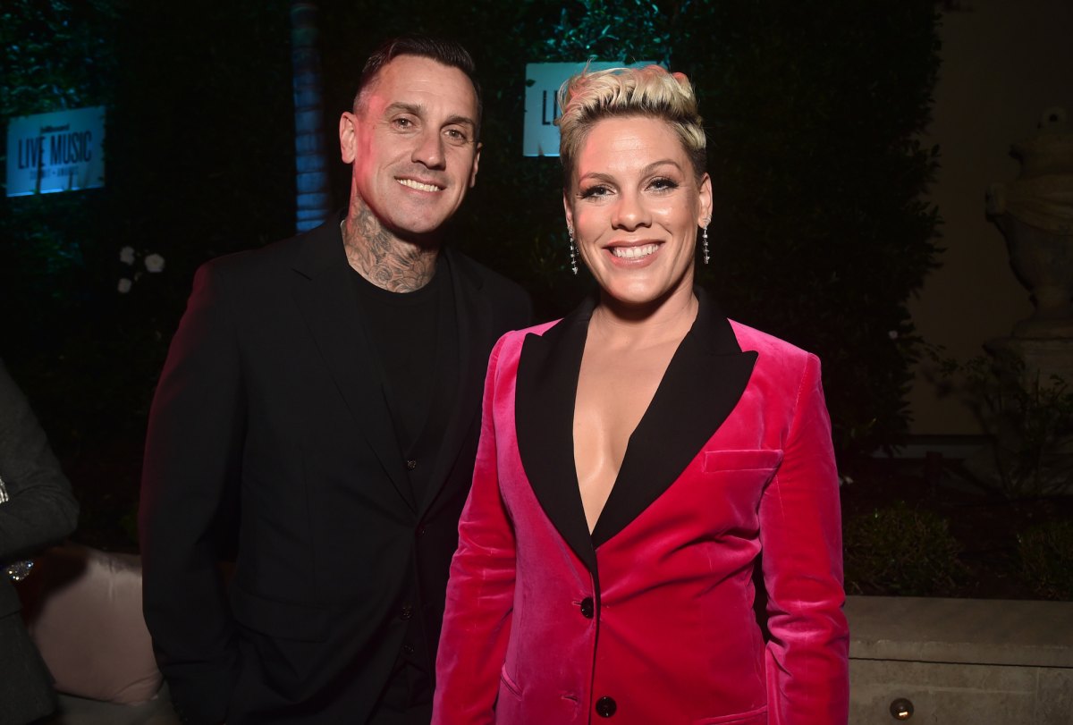 Pink-and-Carey-Hart-GettyImages-1185798426