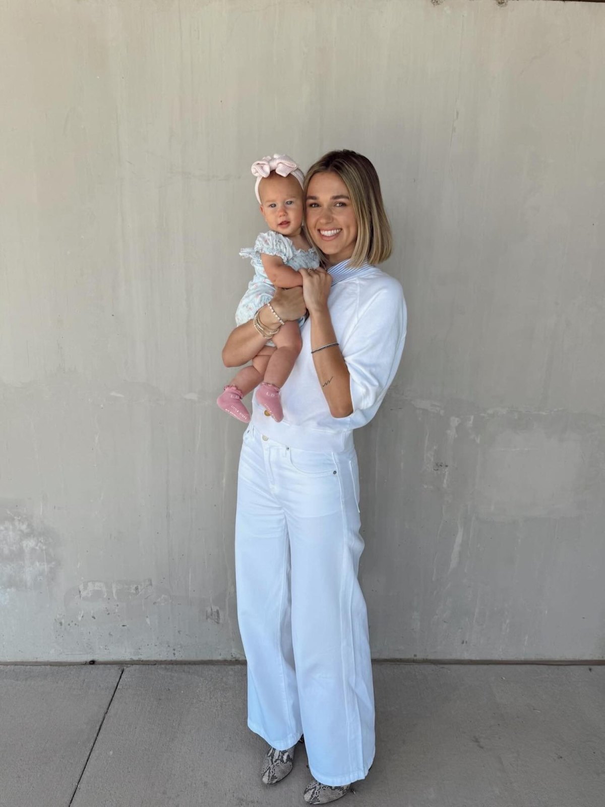 Sadie-Robertson-and-Kit_1776791495_3880330292875023253_501583420