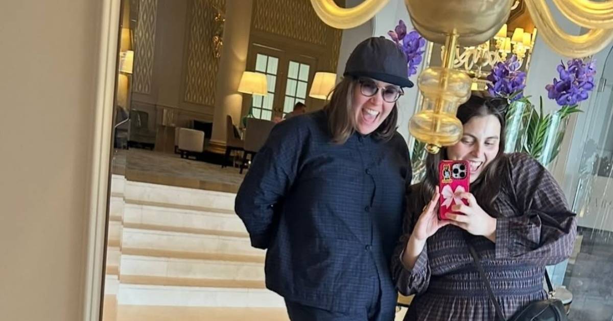 Celeb Pregnancy Announcements of 2026: Beanie Feldstein and More Stars Expecting Babies Celeb Pregnancy Announcements of 2026: Beanie Feldstein and More Stars Expecting Babies