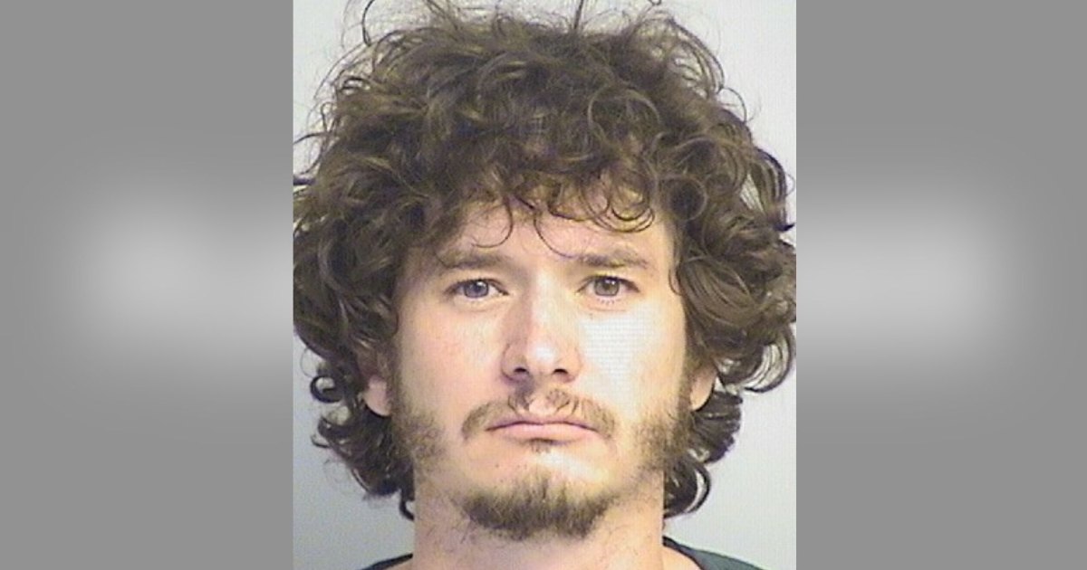 Father Arrested After His 1-Year-Old Son Was Left in Car for ‘Extended’ Amount of Time Father Arrested After His 1-Year-Old Son Was Left in Car for ‘Extended’ Amount of Time
