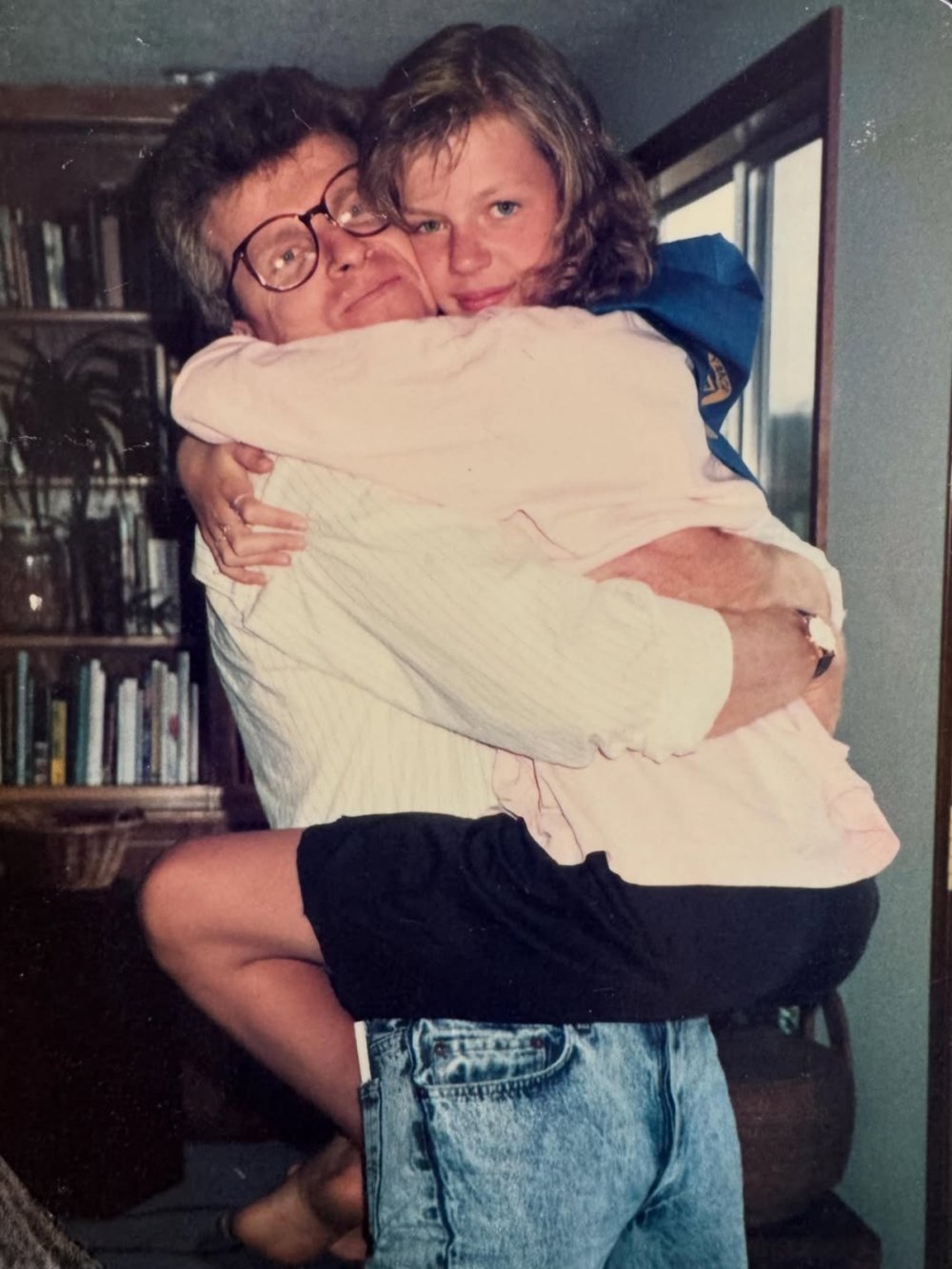Kaitlin Olson Calls Death of Her Dad the Worst Thing in the World